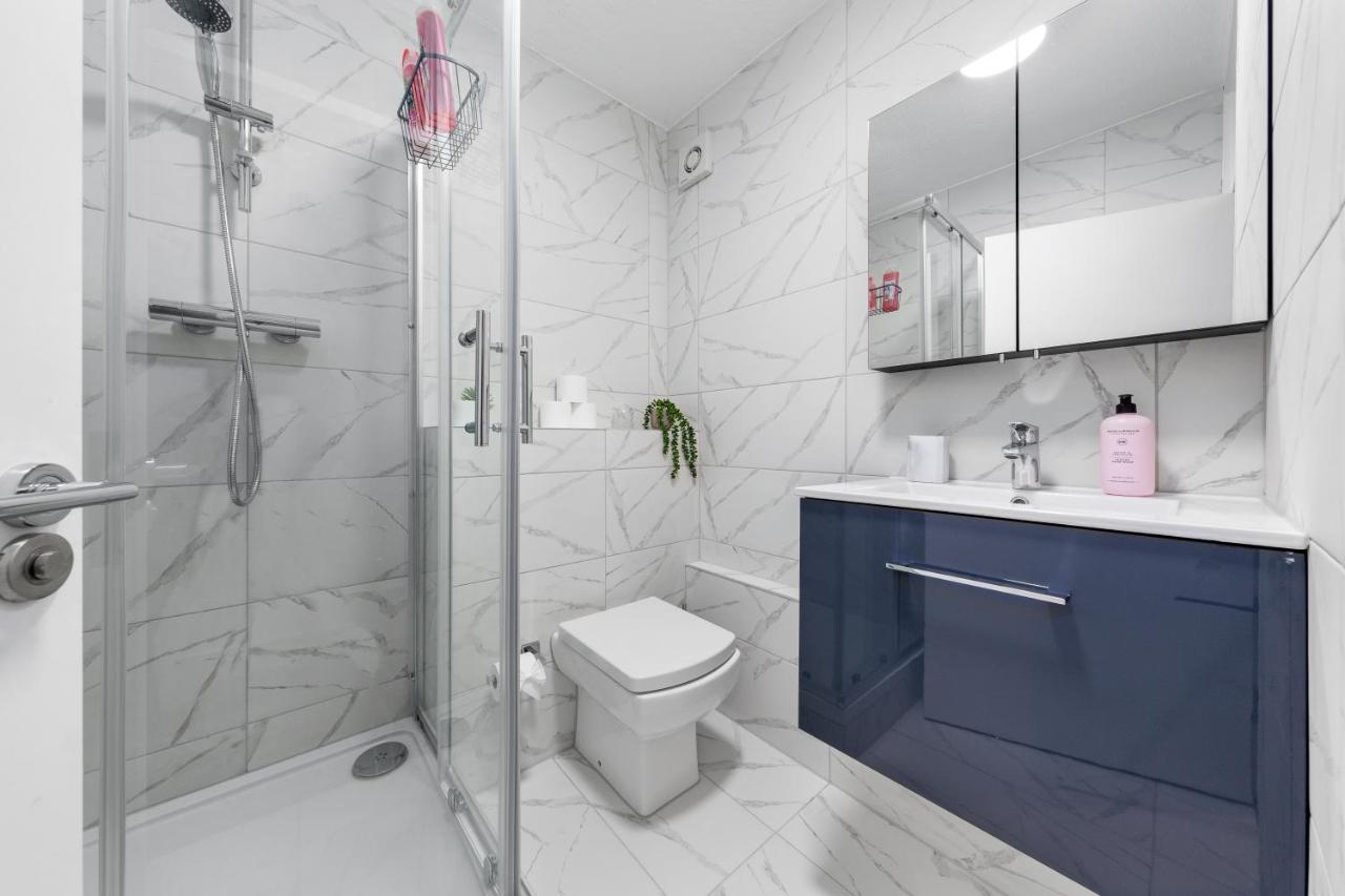 Ferienwohnung Sleep14 In Victoria London 43Vpr Exterior foto